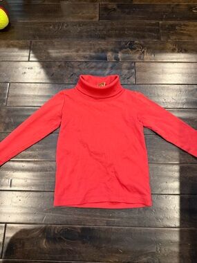 The Beaufort Bonnet Company Red Long Sleeve Turtleneck Tee